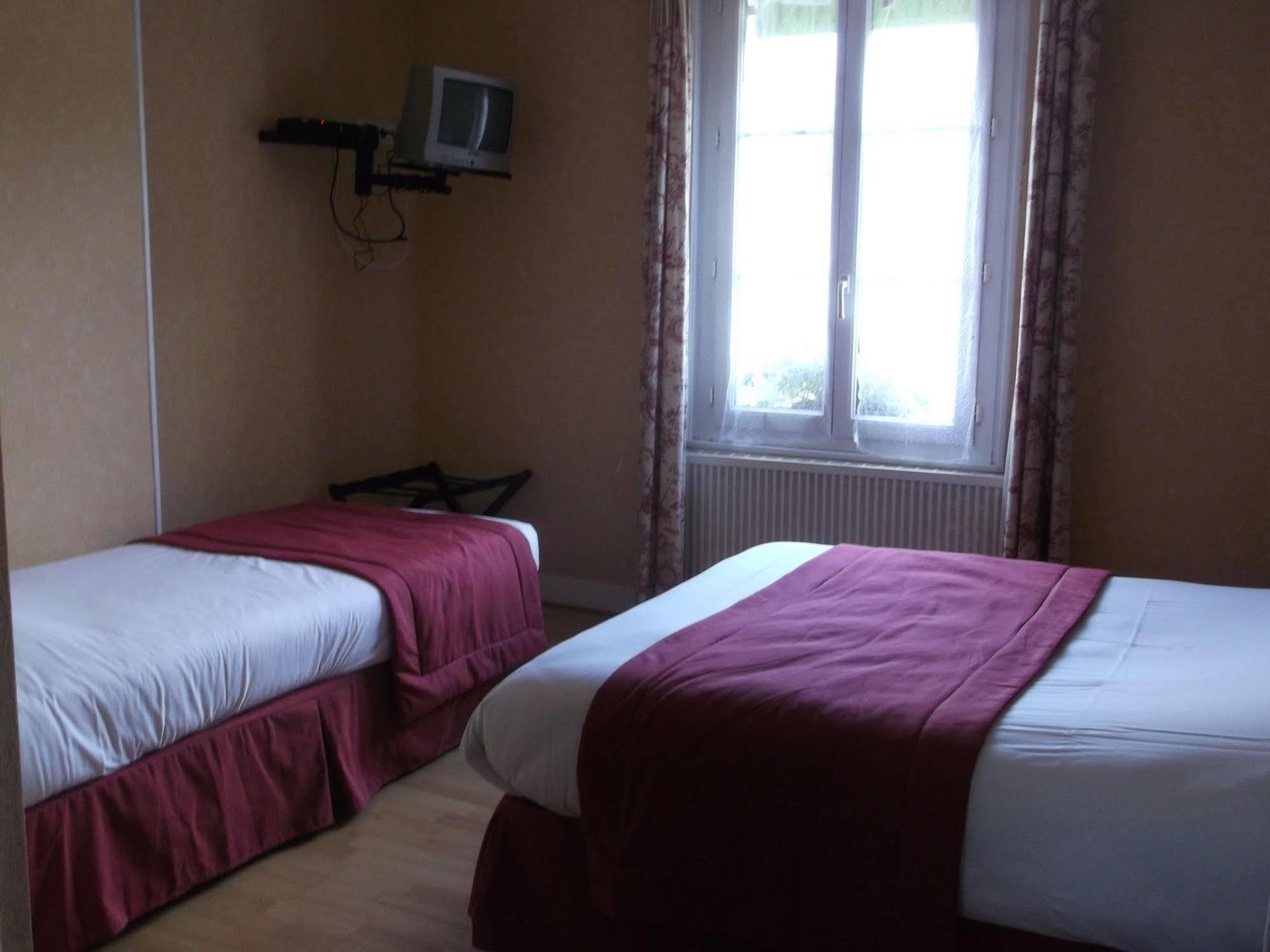 Logis Hotel Restaurant Auberge Saint Martin Surville Kültér fotó